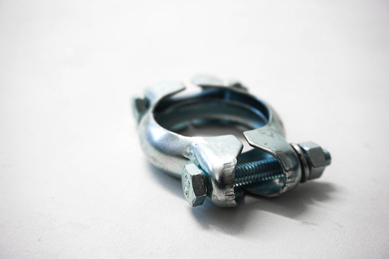 Laden Sie das Bild in Galerie -Viewer, Rohverbinder Auspuffschelle Bügelschelle Abgasanlage Schelle 250-863
